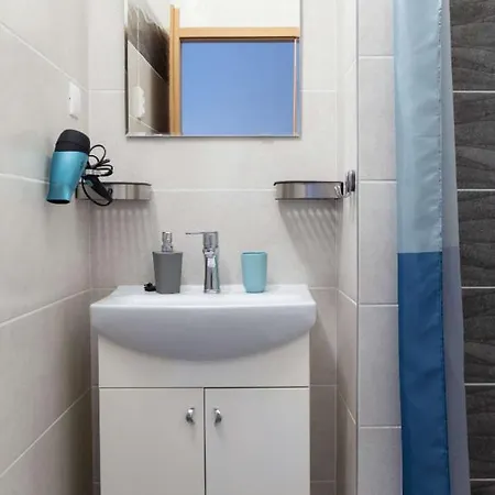 Jonas - Great Location Near Center Bratislava