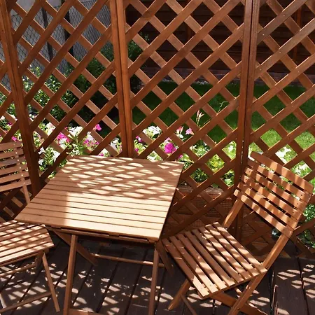 Jonashouse - Great Location Near Center- Personal Or Self Check-in *