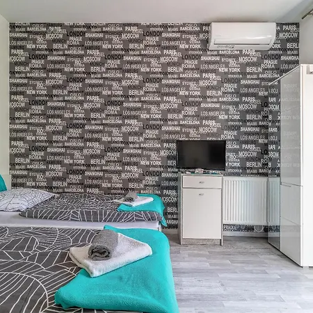 Jonas - Great Location Near Center Apartmán Bratislava