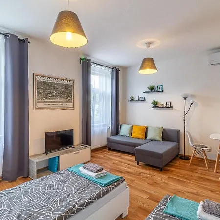 Lägenhet Jonashouse - Great Location Near Center- Personal Or Self Check-in *